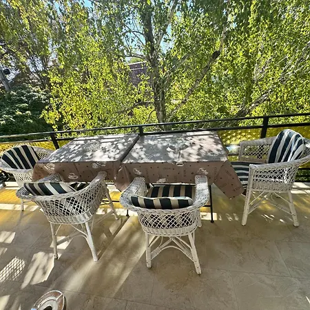 Apartment Illes *